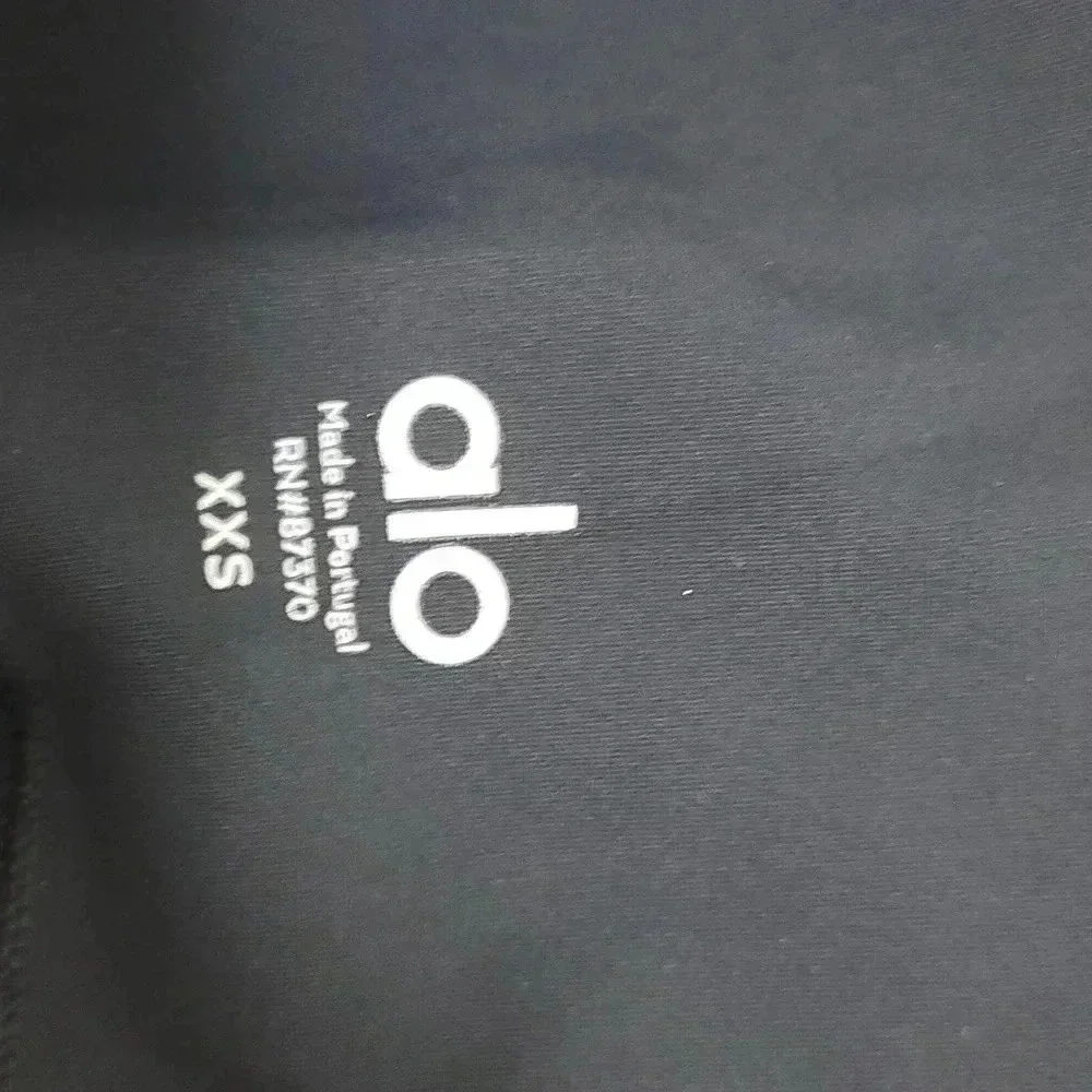 Alo Yoga Ripped Warrior Leggings
